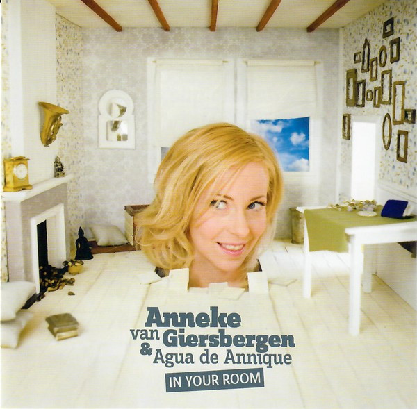 Anneke & Agua.jpg